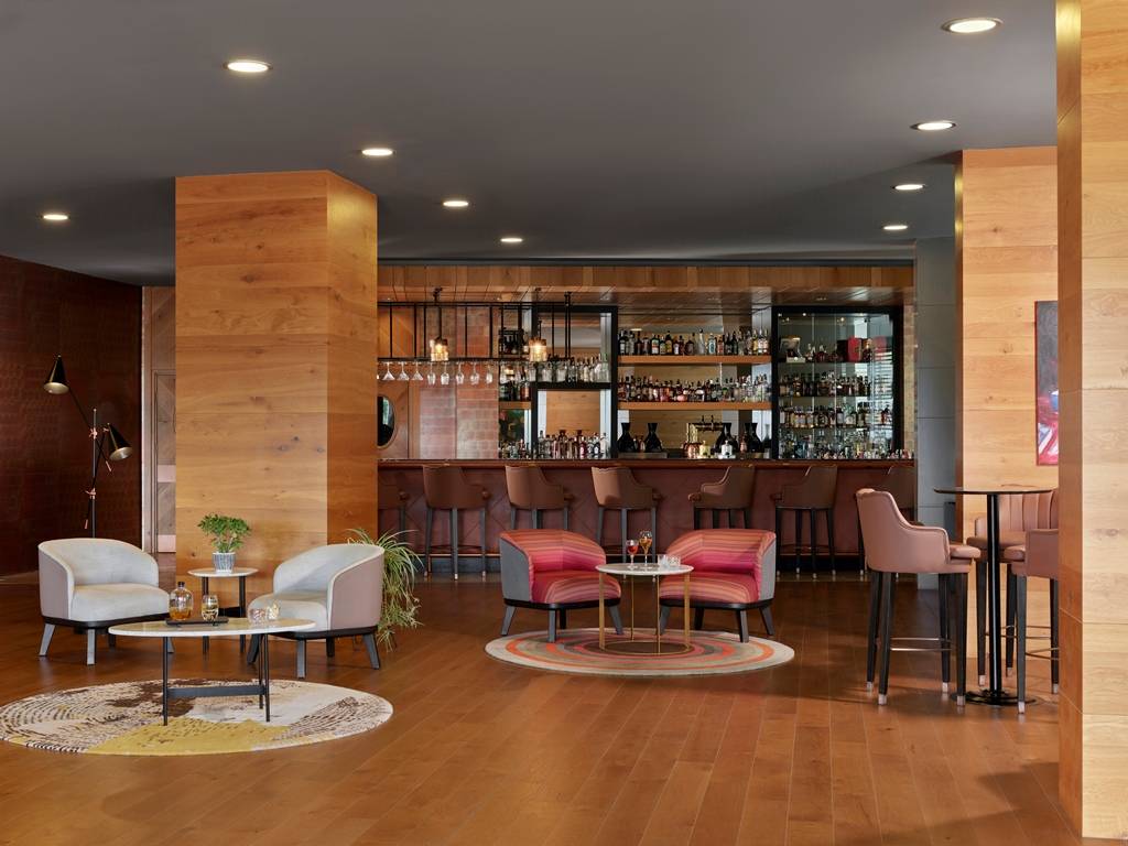 The Cay Room Lobby Bar