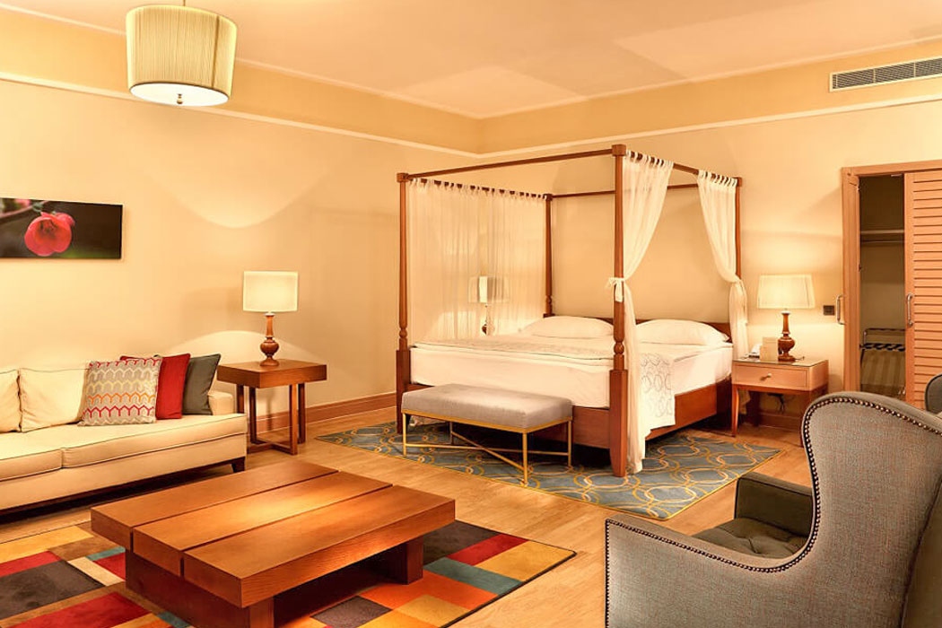 Xanadu Island Hotel - lavender suite