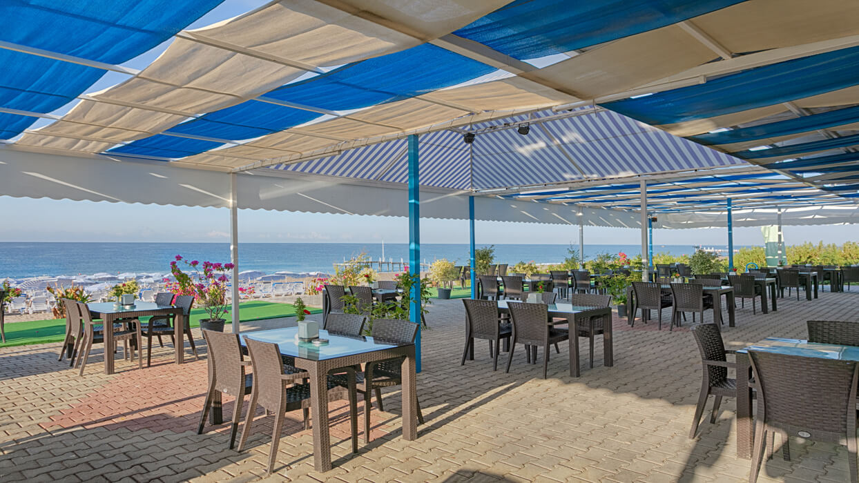 Hotel Otium Family Club Marine Beach - bar przy plaży