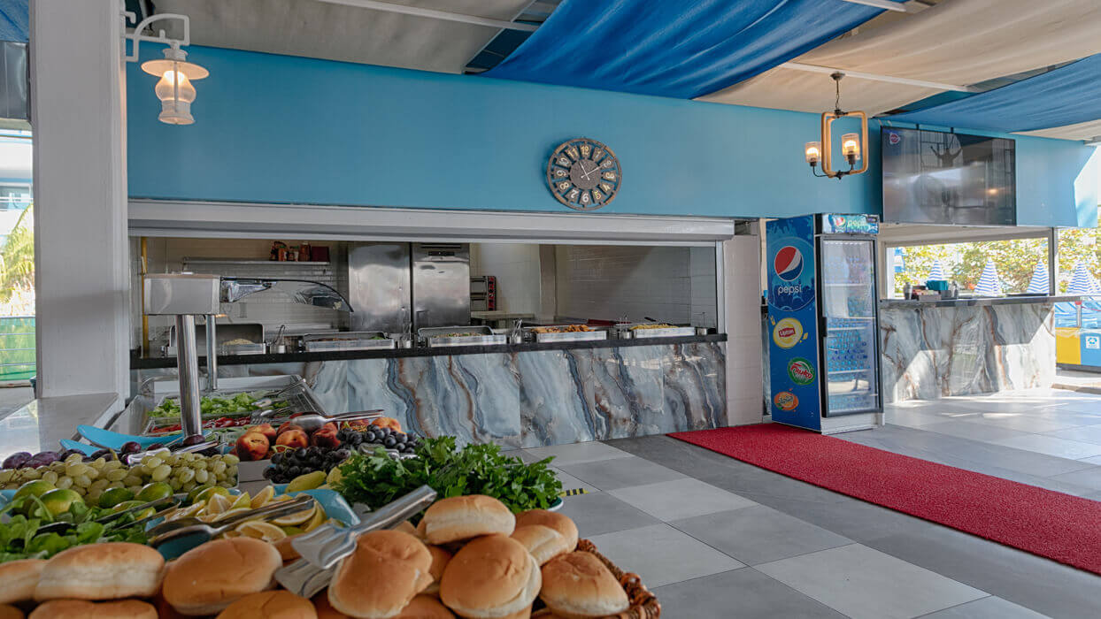 Hotel Otium Family Club Marine Beach - jedzenie w restauracji