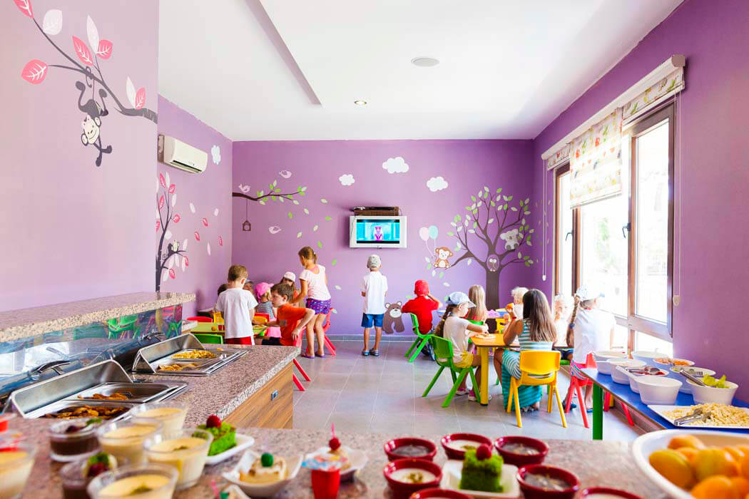 Club Hotel Turan Prince World - restauracja dla dzieci