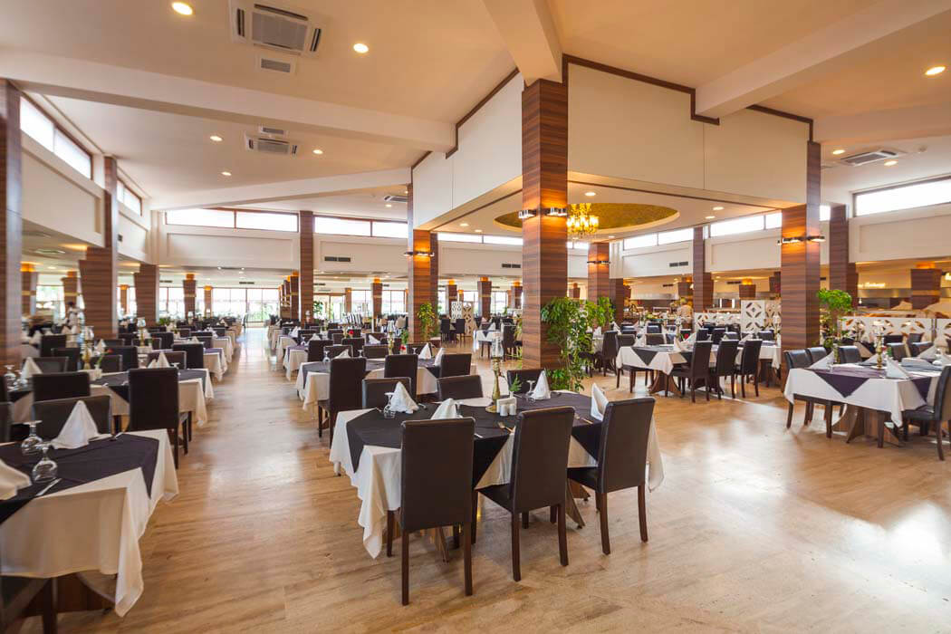 Club Hotel Turan Prince World - restauracja główna