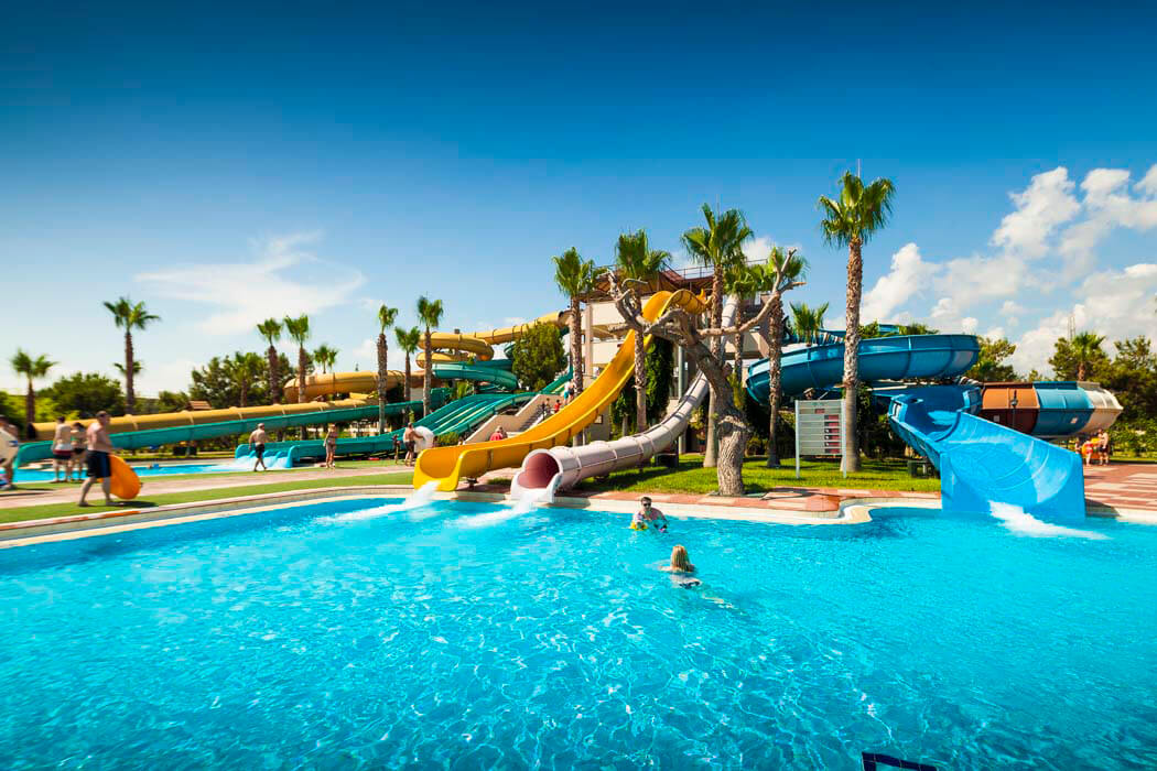 Club Hotel Turan Prince World - basen ze zjeżdżalniami
