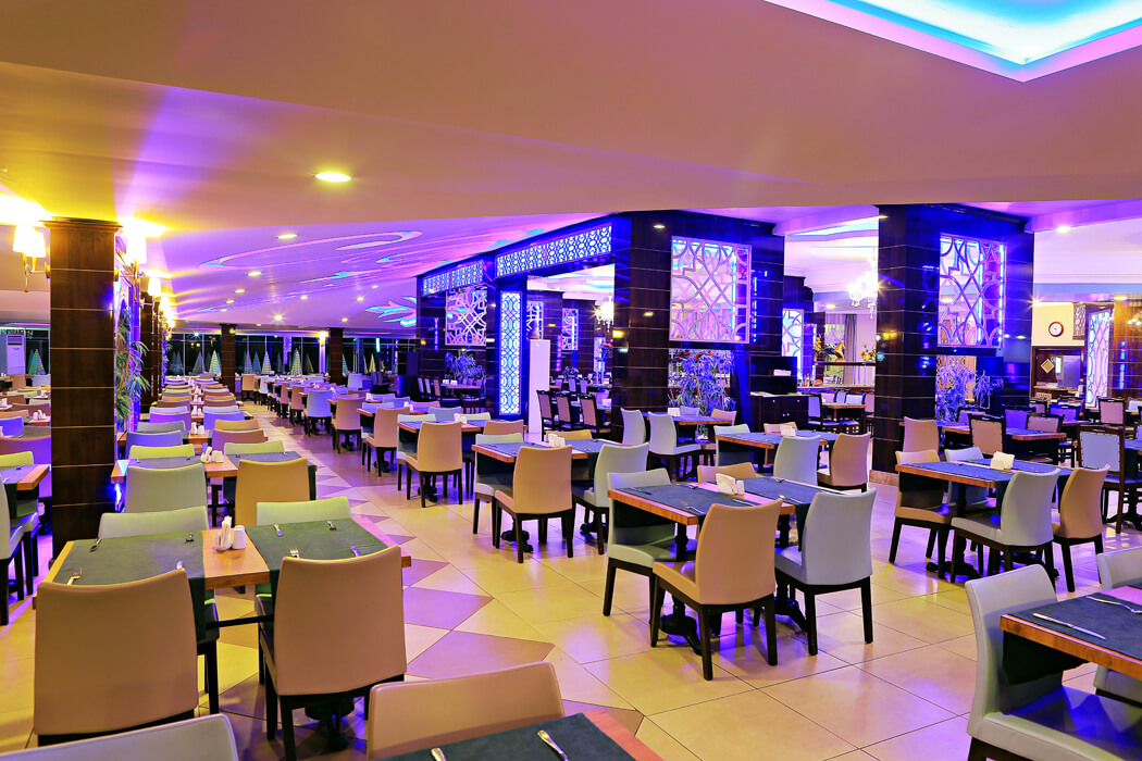Caretta Beach Hotel - restauracja główna