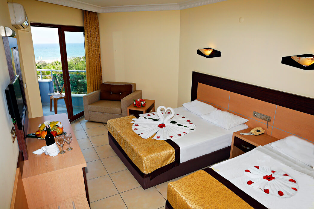 Hotel Caretta Beach - pokój z widokiem na morze