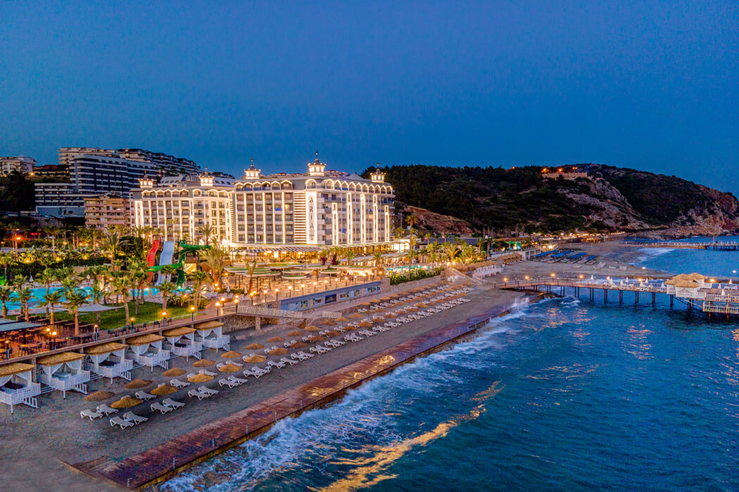 Hotel Aria Resort & Spa - widok panoramiczny wieczorem