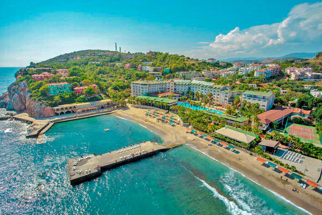 Kemal Bay Hotel - widok na plażę i hotel