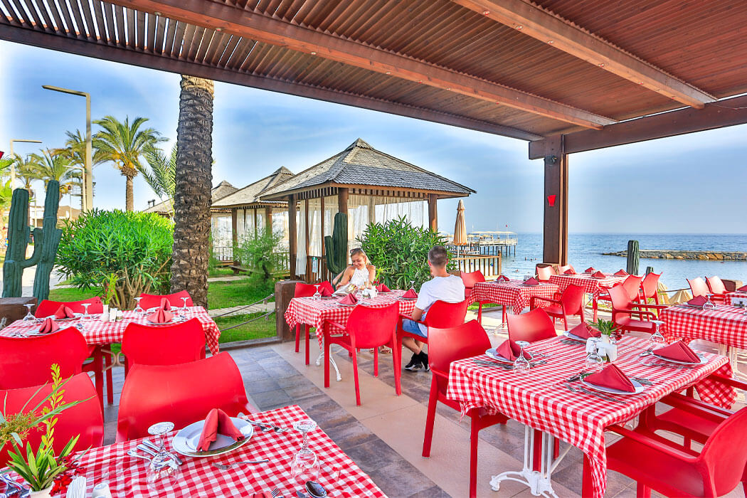 Long Beach Resort & Spa Deluxe - widok na restaurację a la carte 