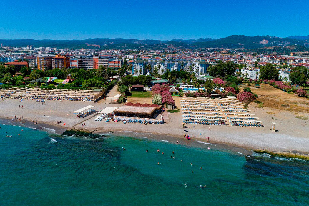 The Garden Beach Hotel - panorama