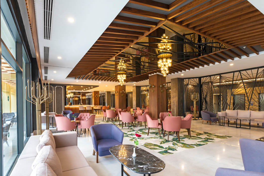 Hotel Greenwood Suites Resort - lobby