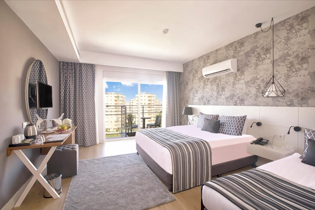 Hotel Greenwood Suites Resort - pokój z dwoma łóżkami