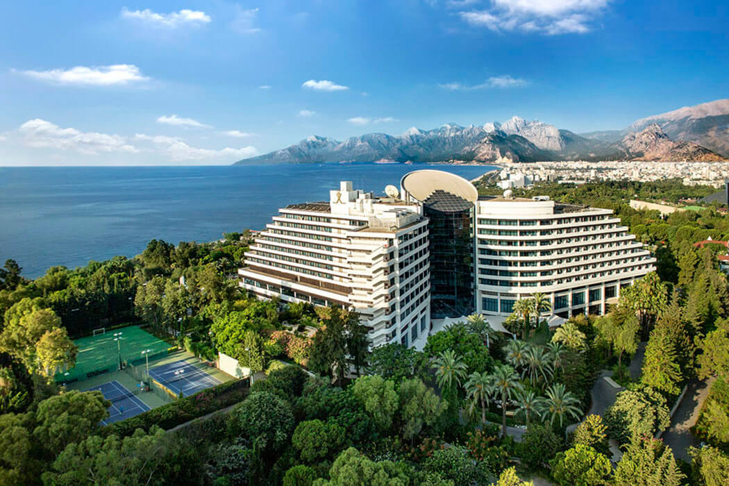 Hotel Rixos Downtown Antalya - widok na obiekt z lotu ptaka
