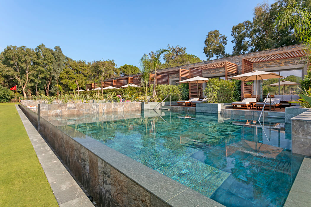 Hotel Cullinan Belek - basen przy pokojach familijnych lagoon golf swim-up