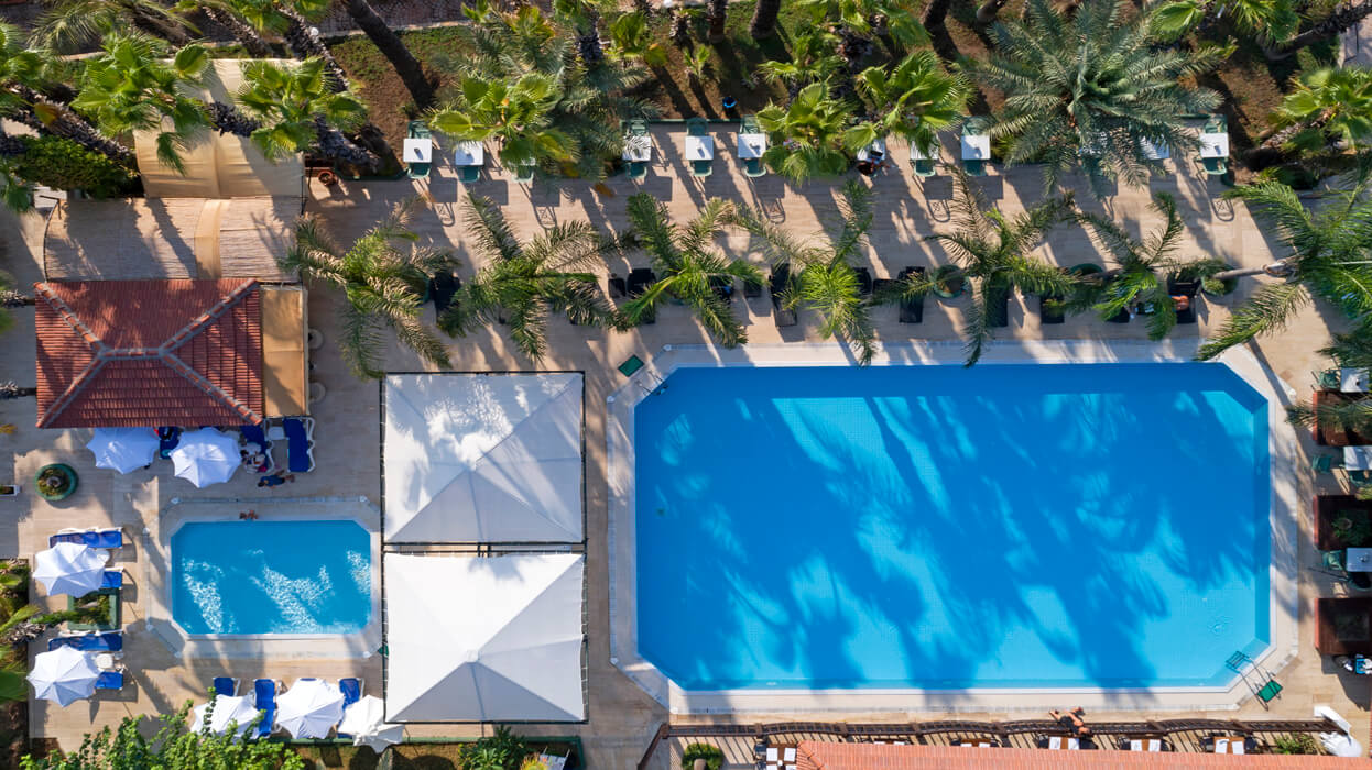 Hotel Otium Park Club Akman - widok z góry na baseny