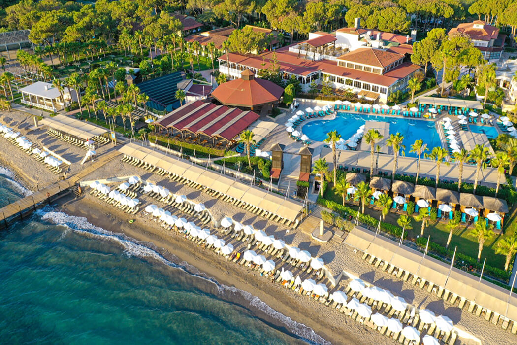 Hotel Crystal Flora Beach Resort - widok na plażę