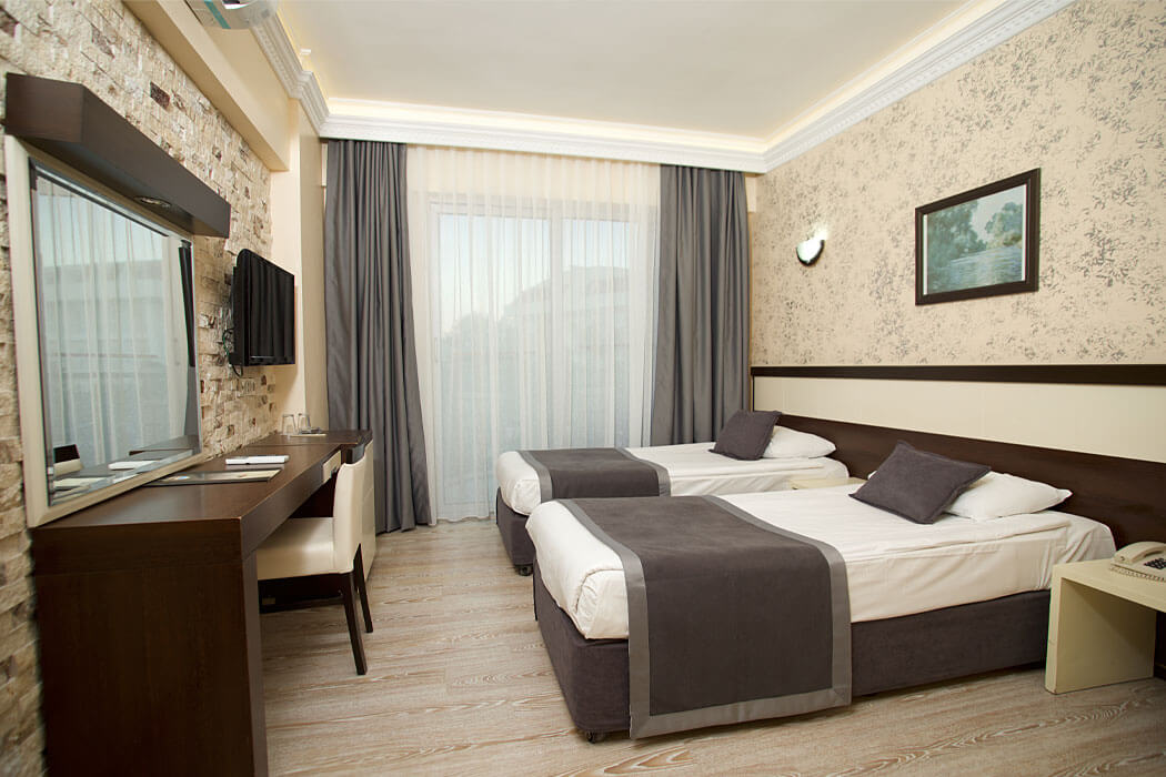 Hotel Camyuva Beach - pokój z dwoma łóżkami