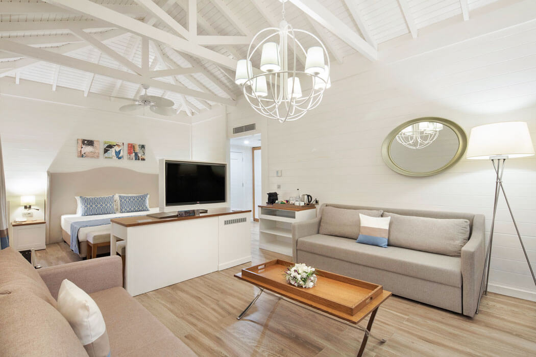 Hotel Nirvana Mediterranean Excellence - cedar house lagoon view