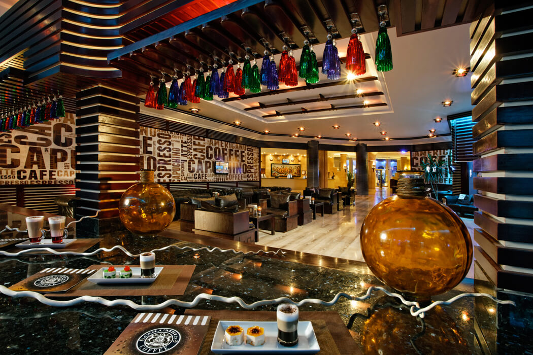 Hotel Albatros Royal Moderna - columbus bar