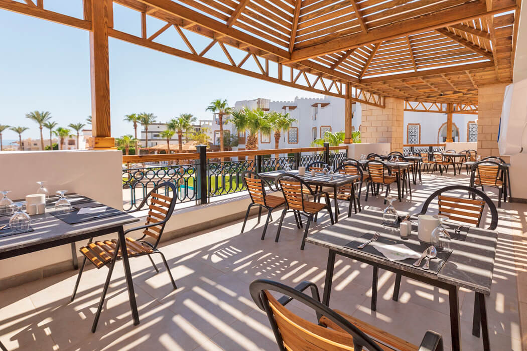 Hotel Melton Tiran Sharm El Sheikh  - taras w restauracji głównej