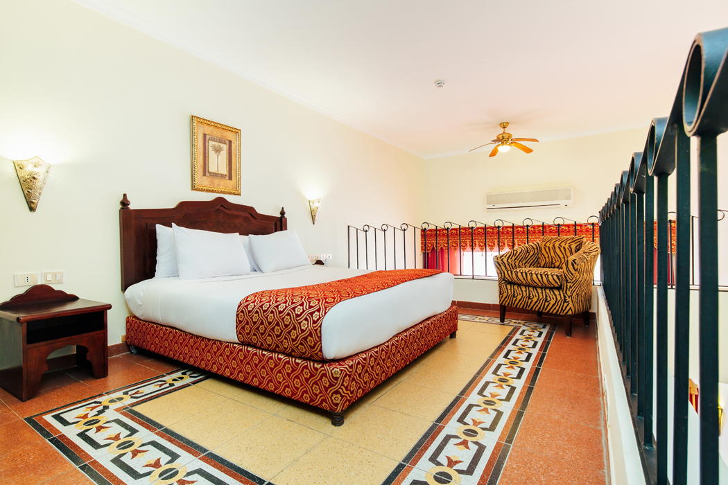 Hotel Domina Coral Bay Resort - pokój Domina Harem Junior Suite Duplex