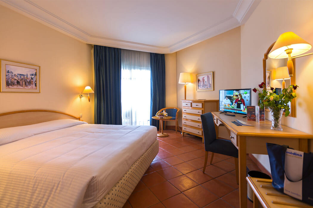 Hotel Medina Belissaire Thalasso - przykładowy pokój standardowy