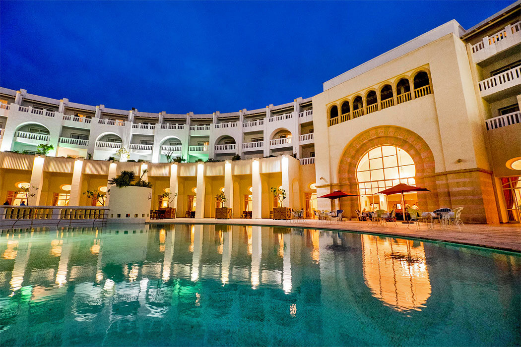Hotel Medina Solaria Thalassa & Spa - wokół basenu