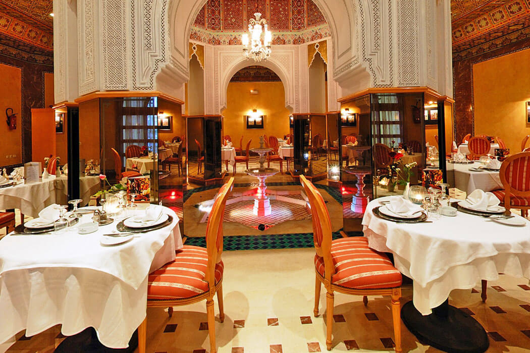 Hotel Golden Yasmine Mehari Thalassa & Spa - stoliki