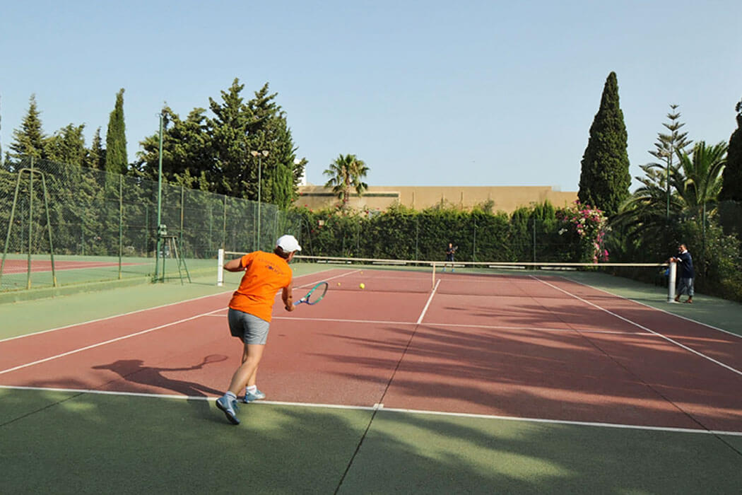 Hotel Mediterranee Thalasso Golf - kort do tenisa