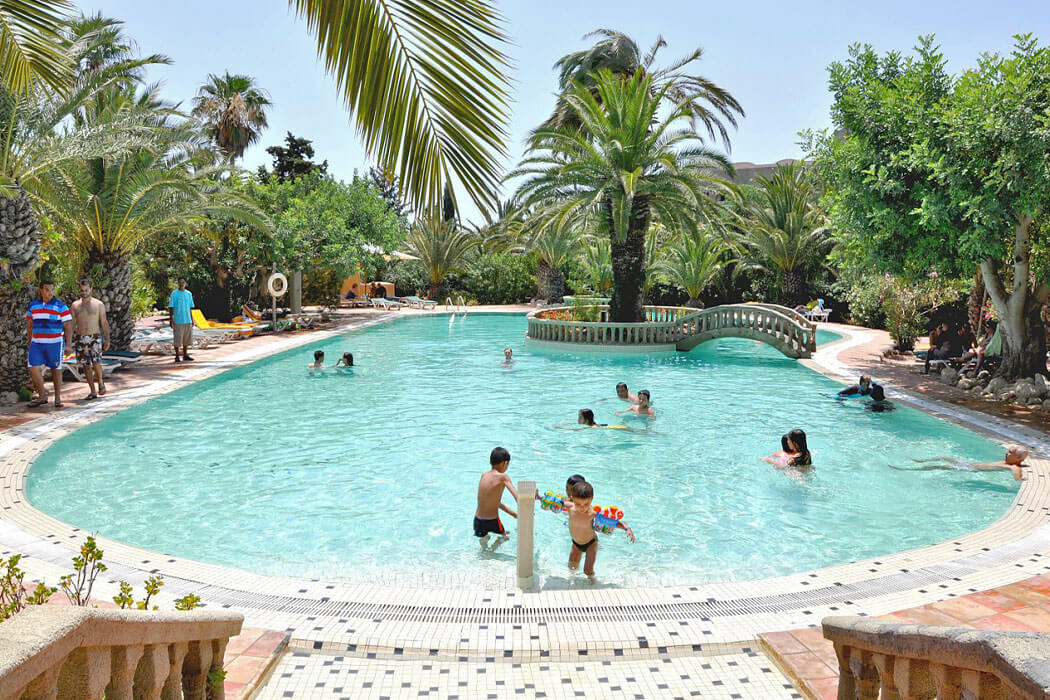 Hotel Mediterranee Thalasso Golf - zabawy w basenie