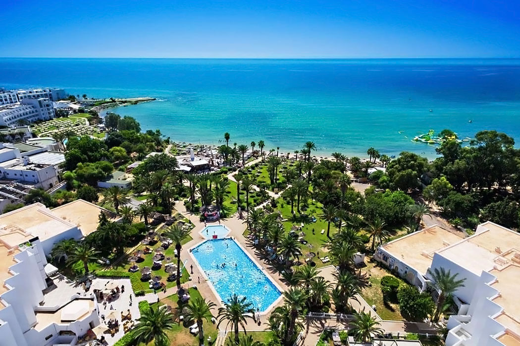 Hotel Palm Beach Club Hammamet - widok na hotel i morze