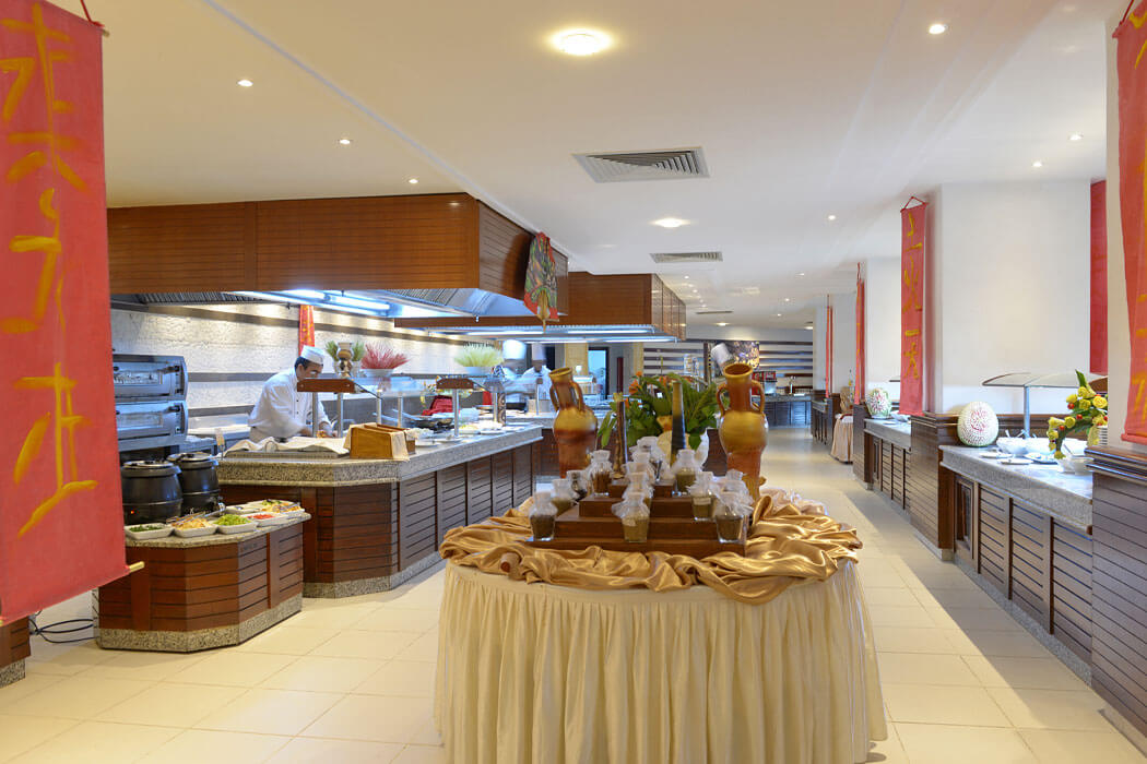Hotel One Resort El Mansour - bufet w restauracji głównej