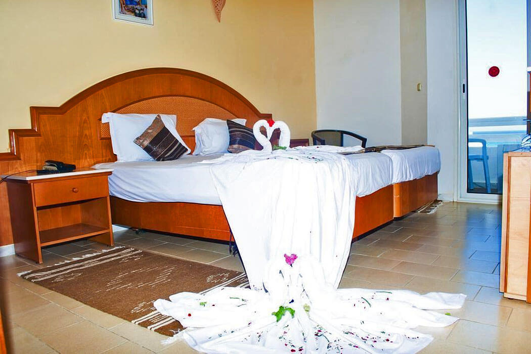 Thapsus Beach Resort - przykładowy pokój