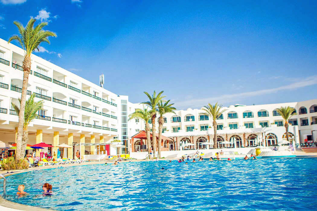 Le Soleil Bella Vista Resort Hotel - basen