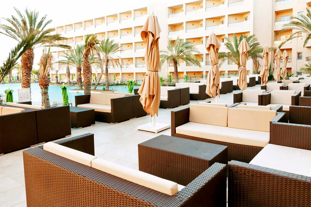 Hotel Rosa Beach - bar przy basenie