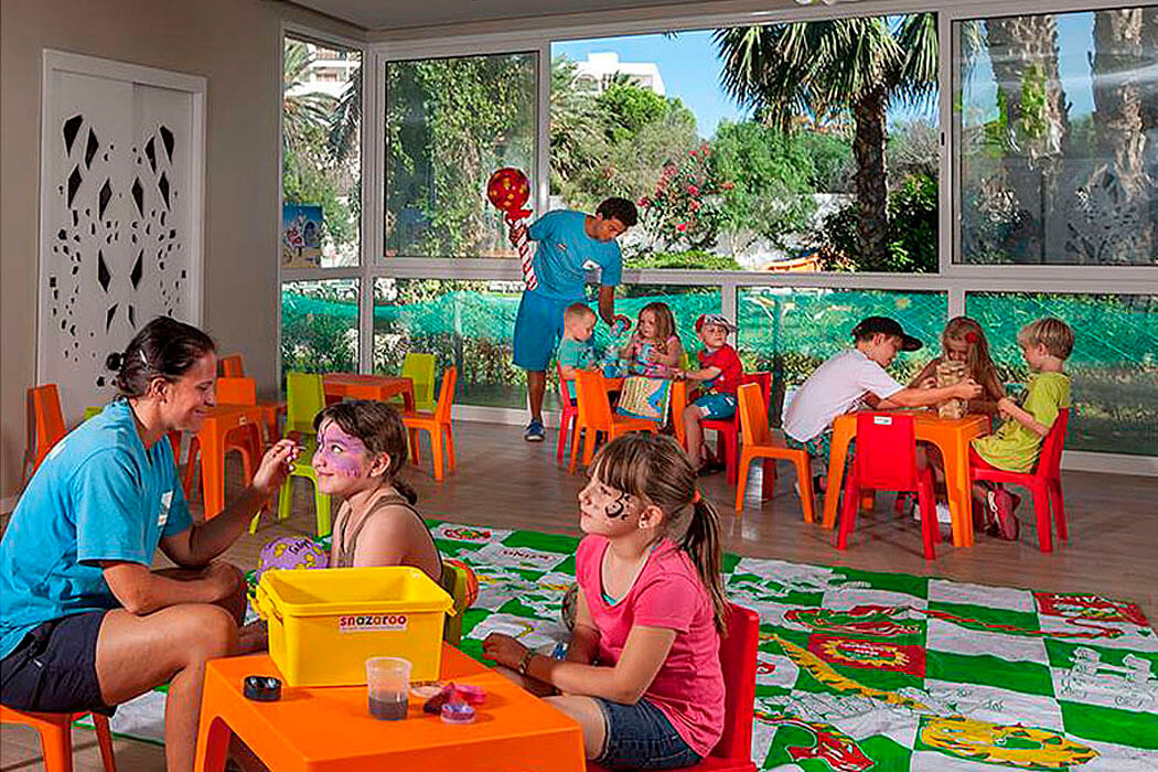 Hotel Sahara Beach - dzieci w miniklubie