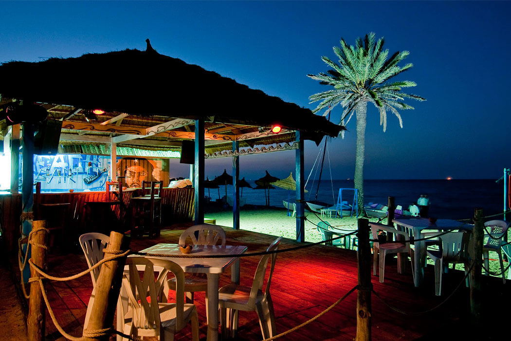 Hotel Eden Club Skanes - bar przy plaży