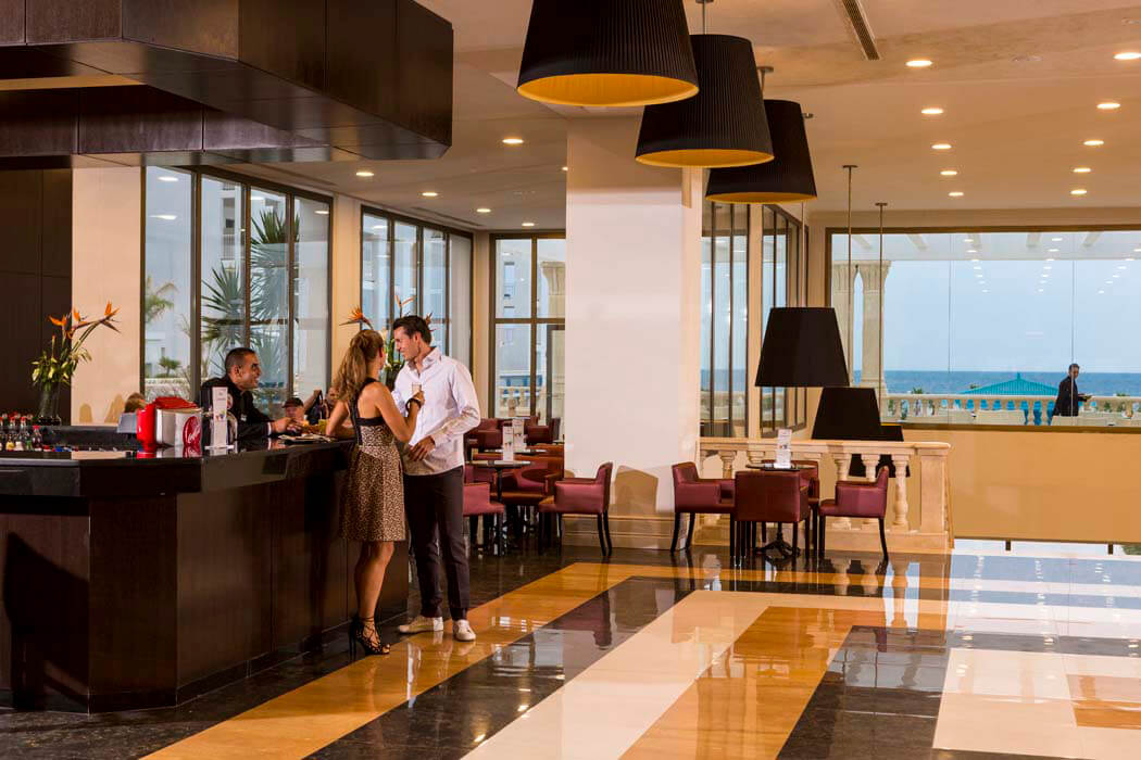 Hotel Barcelo Concorde Green Park Palace - lobby bar