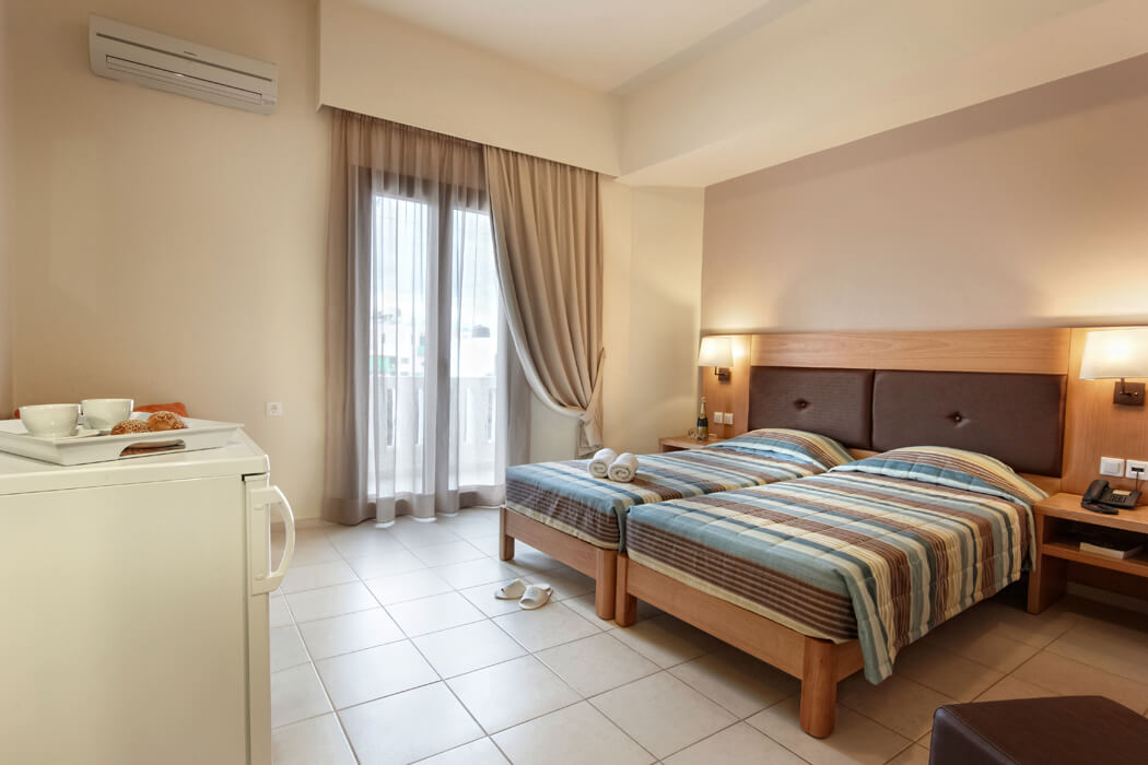 Dimitra Hotel Apartments - przykładowy pokój double