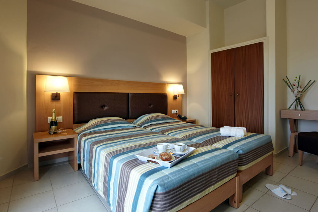 Dimitra Hotel Apartments- przykładowy pokój triple