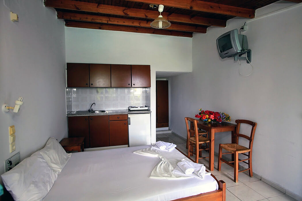 Hotel Anatoli Apartments - widok na family one bedroom apartment 5 pax