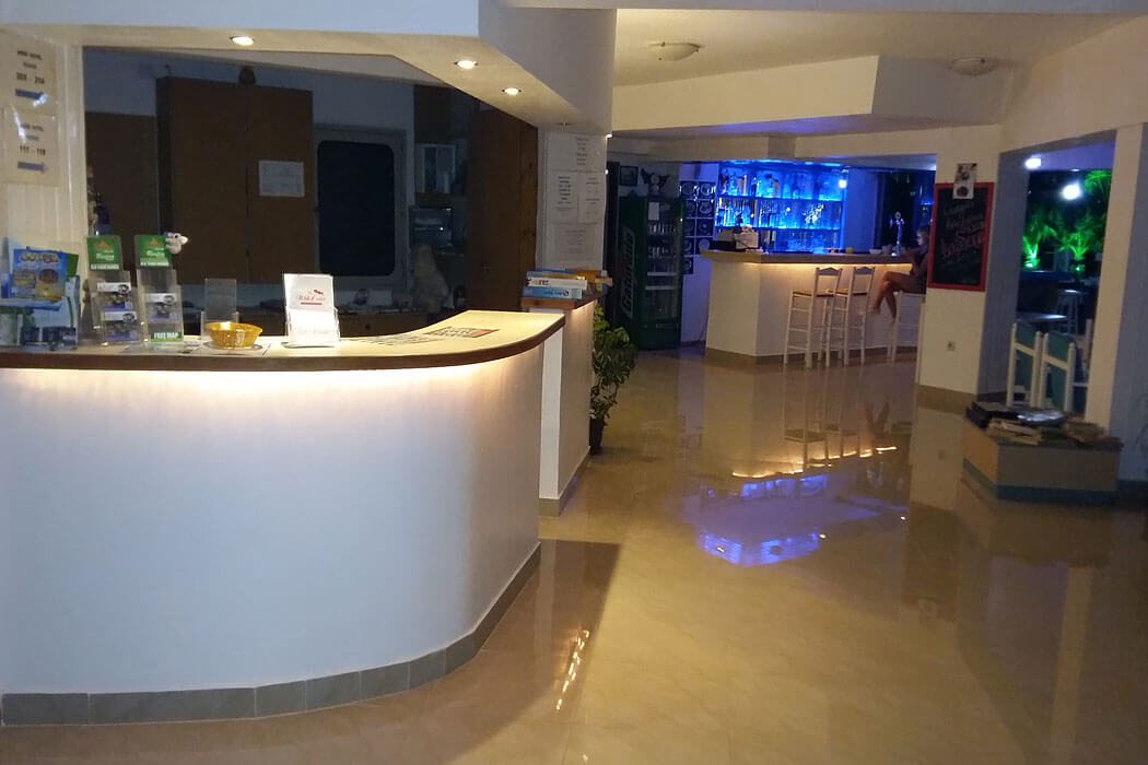 Argo Hotel - lobby