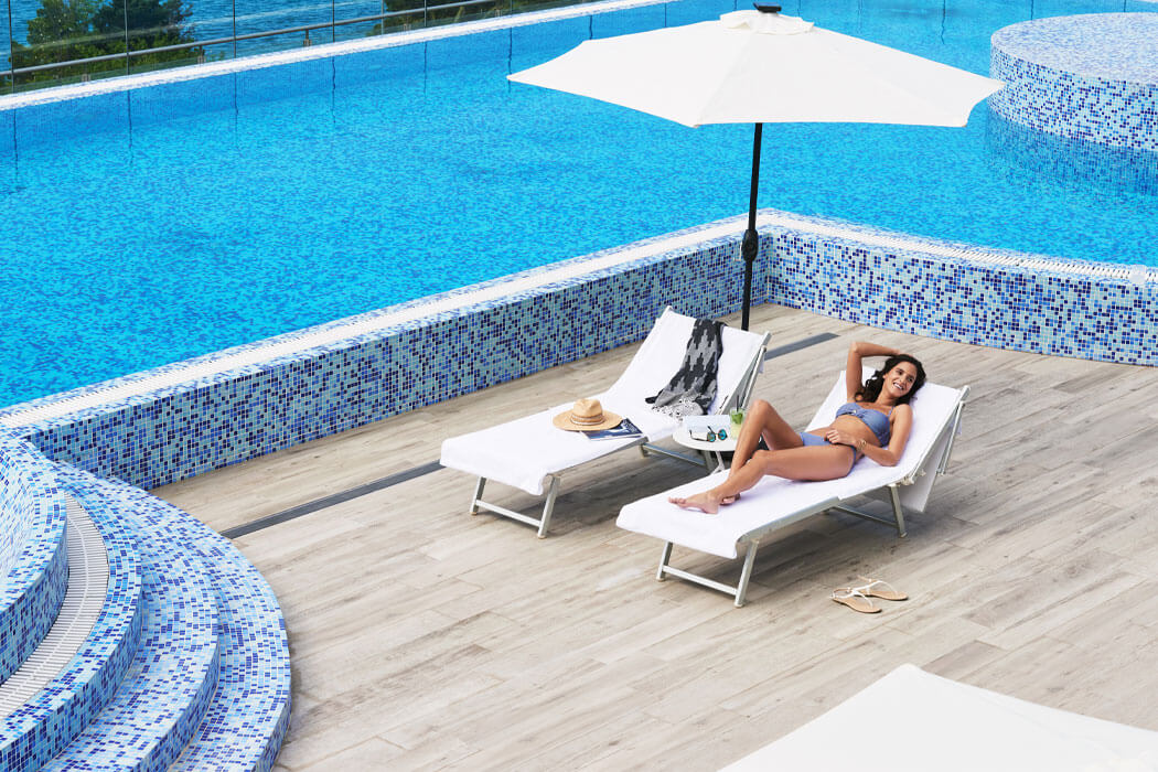 Falkensteiner Hotel (ex. Queen Of Montenegro) - relaks przy basenie