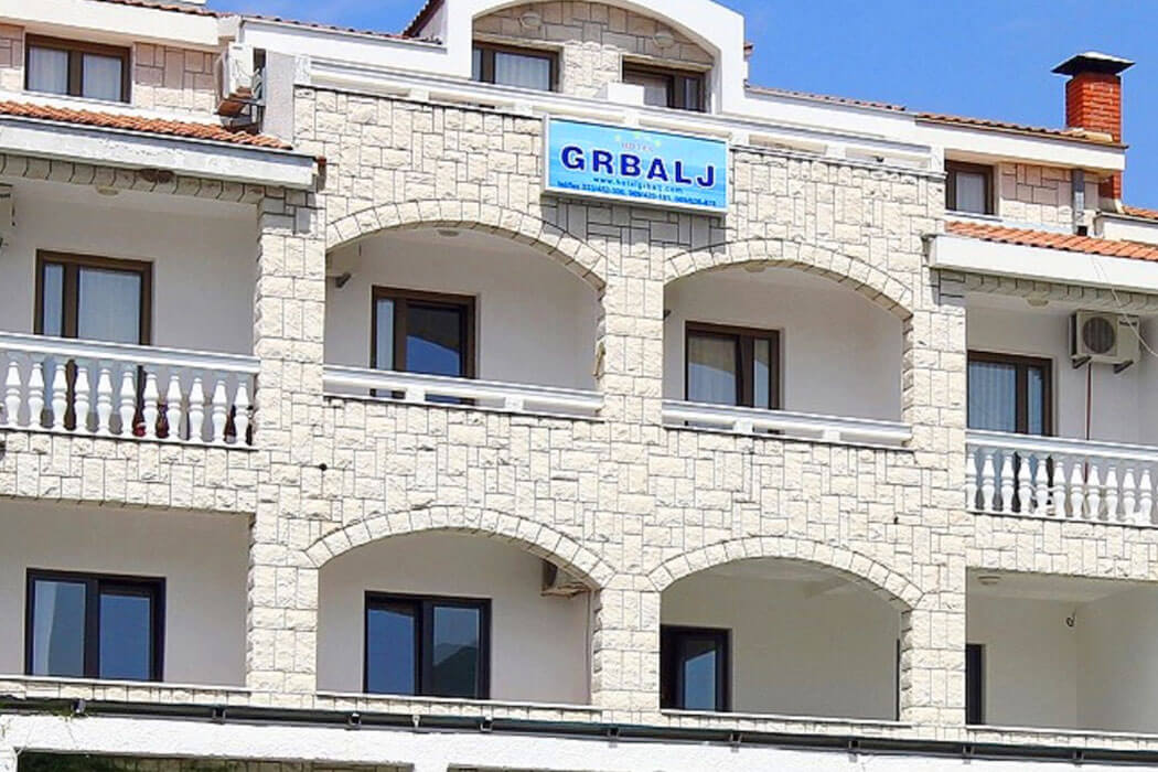 Hotel Grbalj - budynek