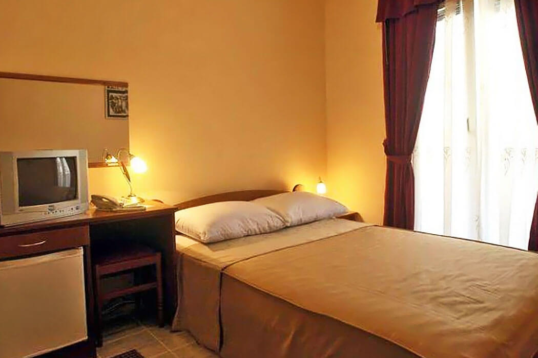 Hotel Podostrog - sypialnia