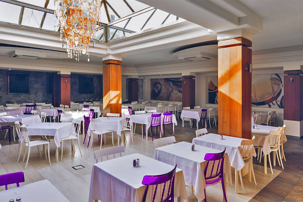 Hotel Slovenska Plaza 3 - widok na restaurację